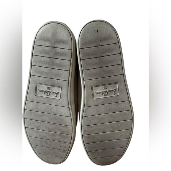 Women’s Sam Edelman Beige Leather Sneakers Size 8.5 - Picture 2 of 6